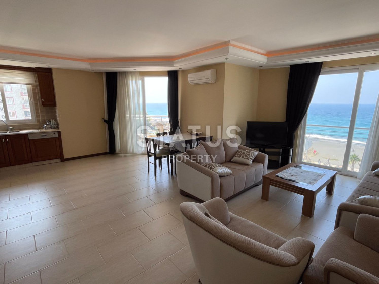 Трёхкомнатная квартира в первой береговой линии в Махмутларе. 120м2 фото 1