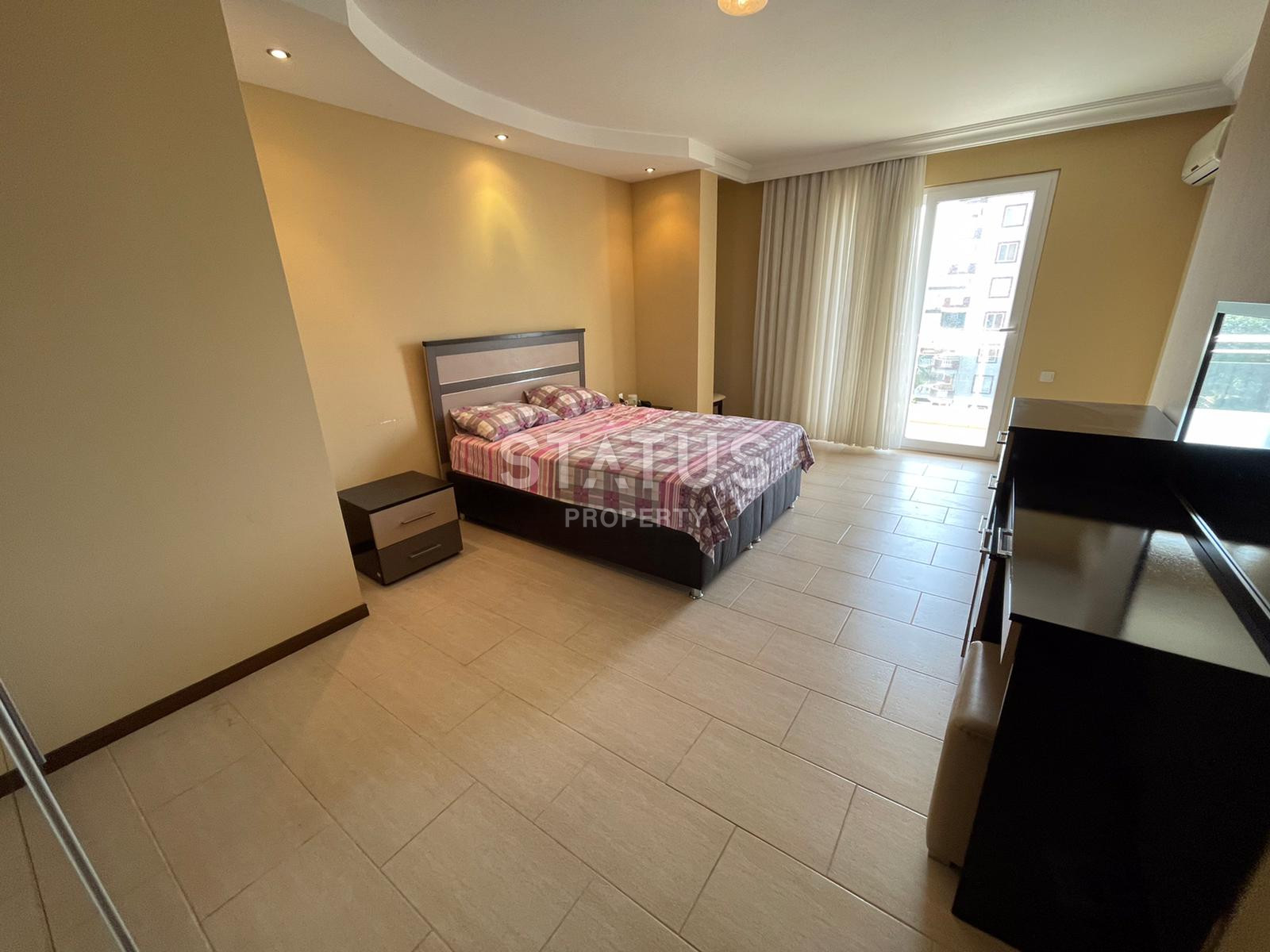 Three-room apartment in the first coastline in Mahmutlar. 120m2 фото 12