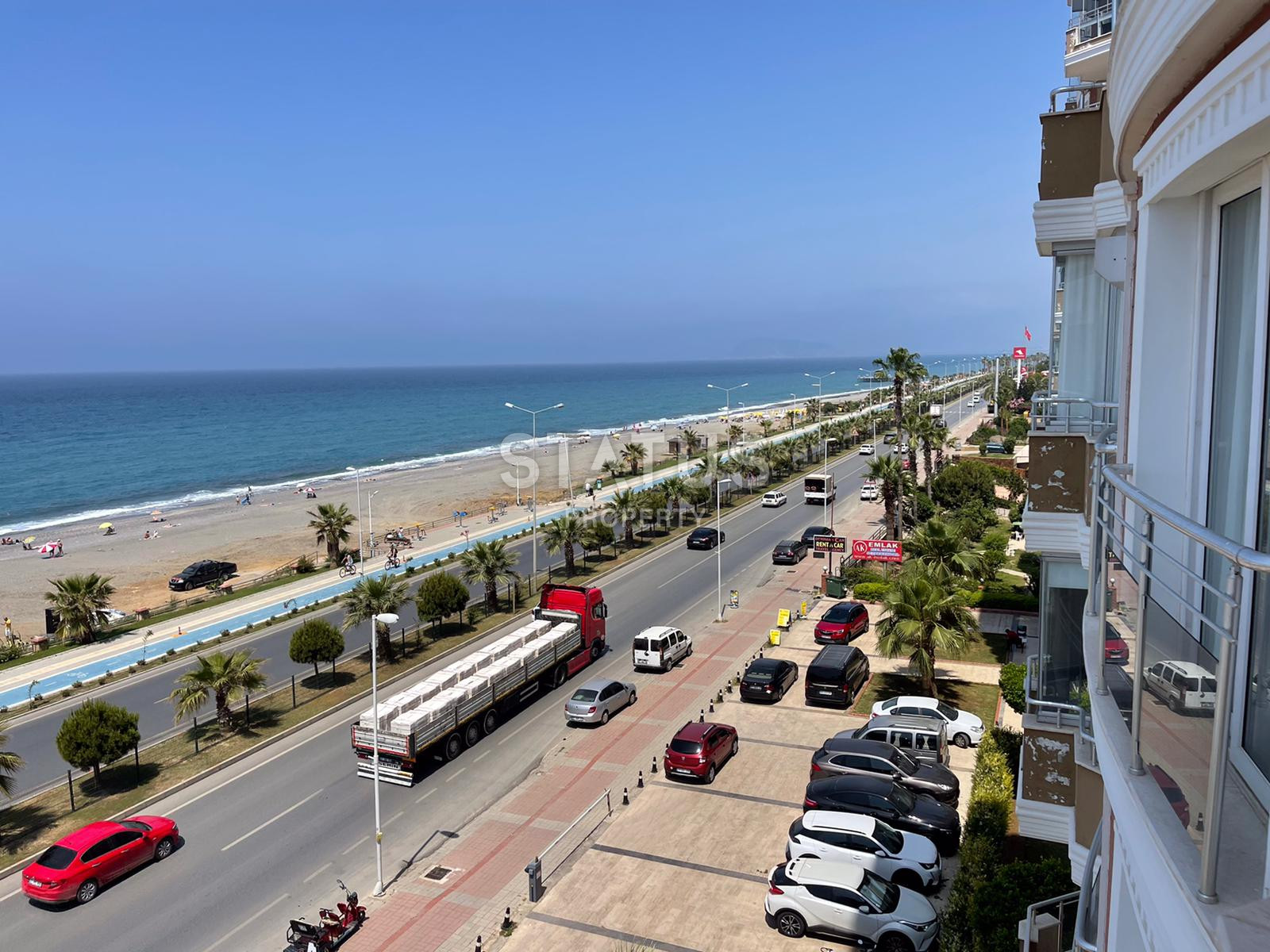 Three-room apartment in the first coastline in Mahmutlar. 120m2 фото 13