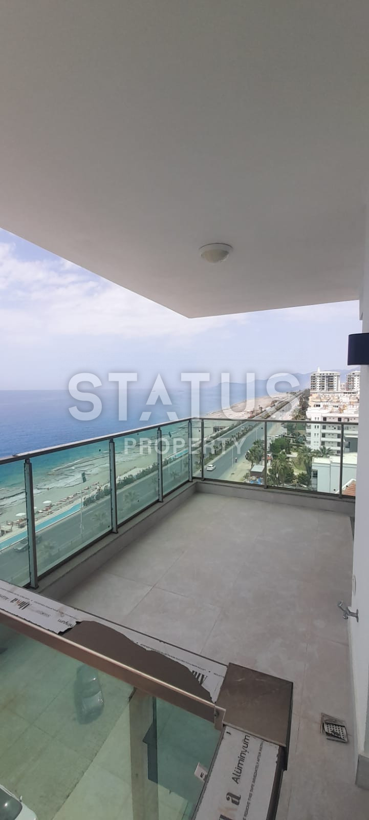 Three-room apartment on the first coastline in Mahmutlar. 110m2 фото 12