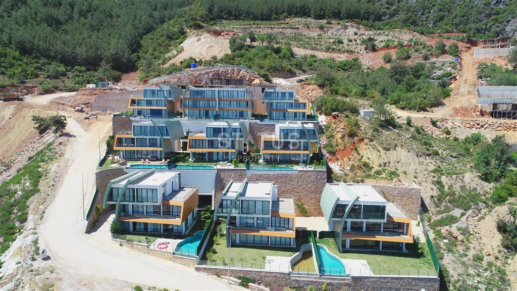 Modern villa 5+1 with a private pool in the Tepe area, the central part of Alanya, 325 m2 фото 3