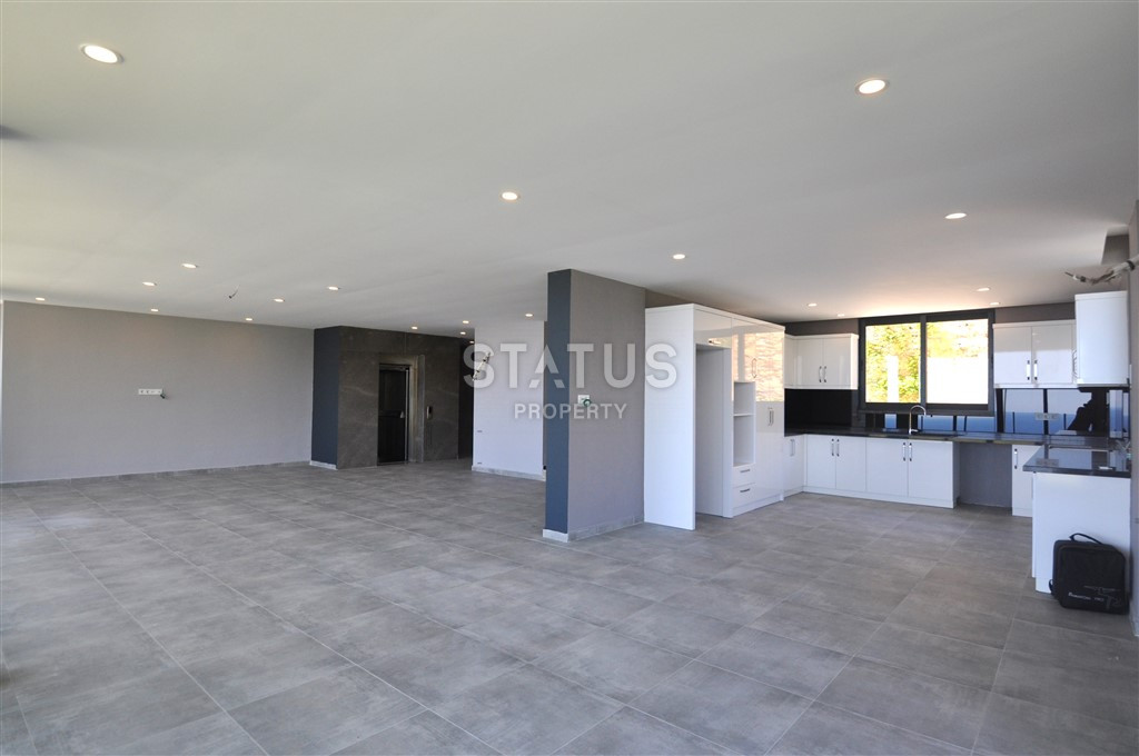 Modern villa 5+1 with a private pool in the Tepe area, the central part of Alanya, 325 m2 фото 9