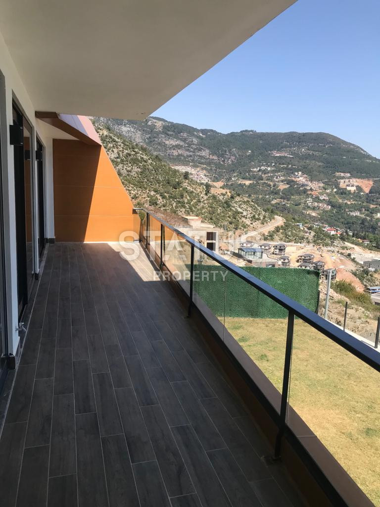 Modern villa 5+1 with a private pool in the Tepe area, the central part of Alanya, 325 m2 фото 20