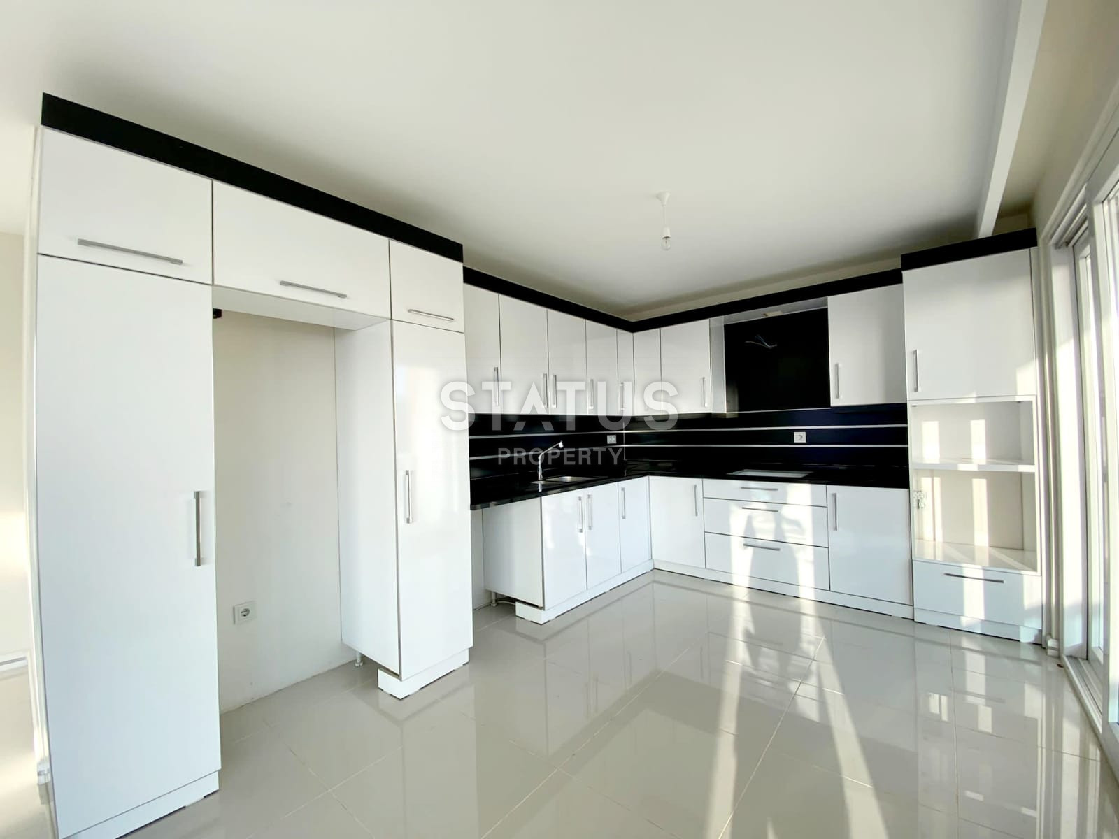 Villa with individual infrastructure in Kargicak, 350 m2 фото 4