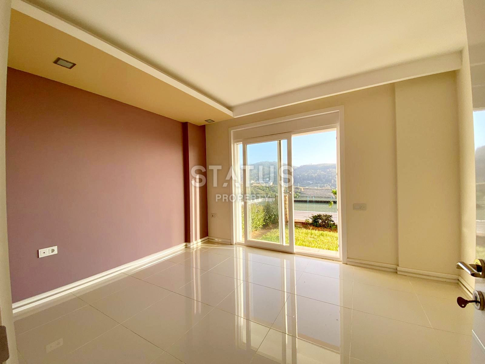 Villa with individual infrastructure in Kargicak, 350 m2 фото 8