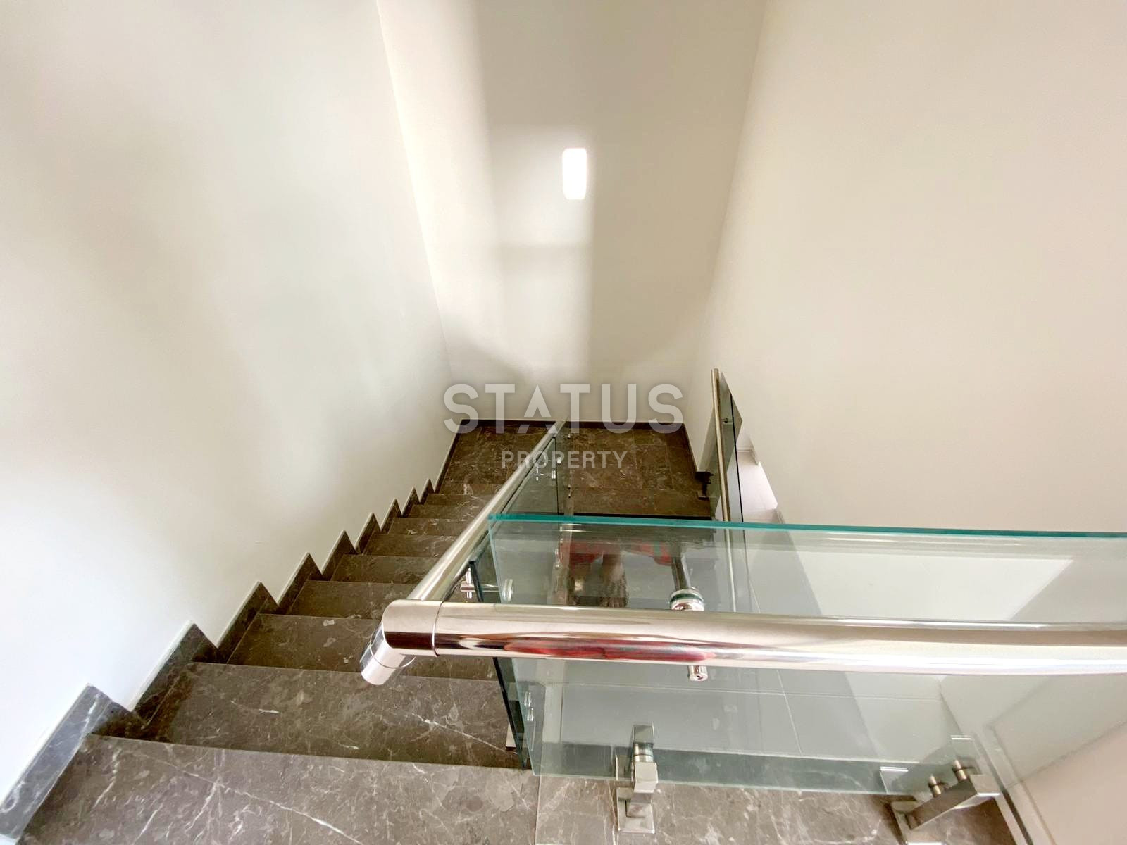 Villa with individual infrastructure in Kargicak, 350 m2 фото 17