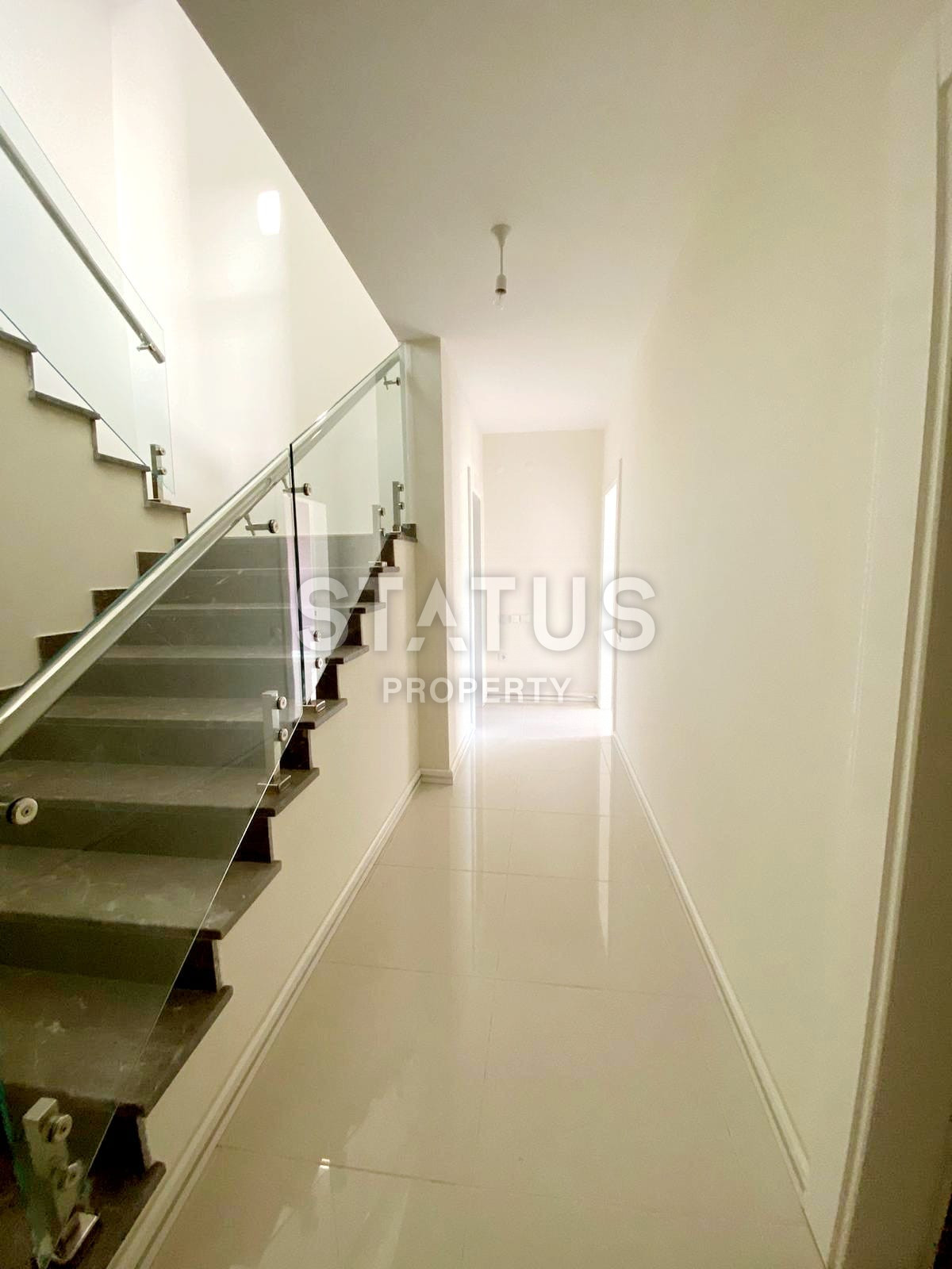 Villa with individual infrastructure in Kargicak, 350 m2 фото 19