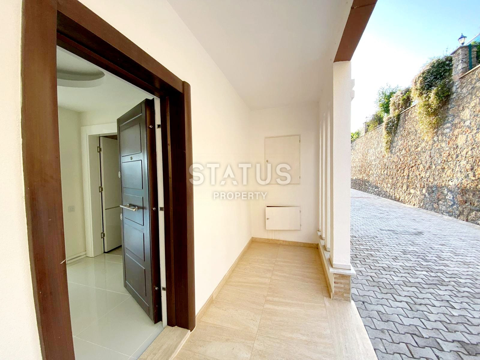 Villa with individual infrastructure in Kargicak, 350 m2 фото 21