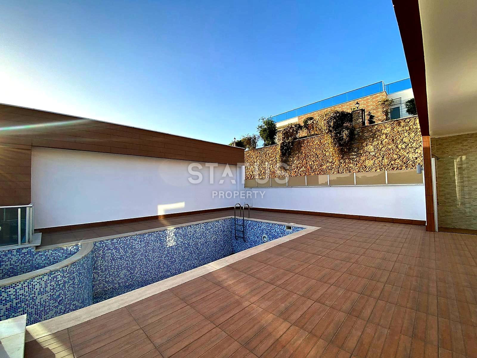 Villa with individual infrastructure in Kargicak, 350 m2 фото 29