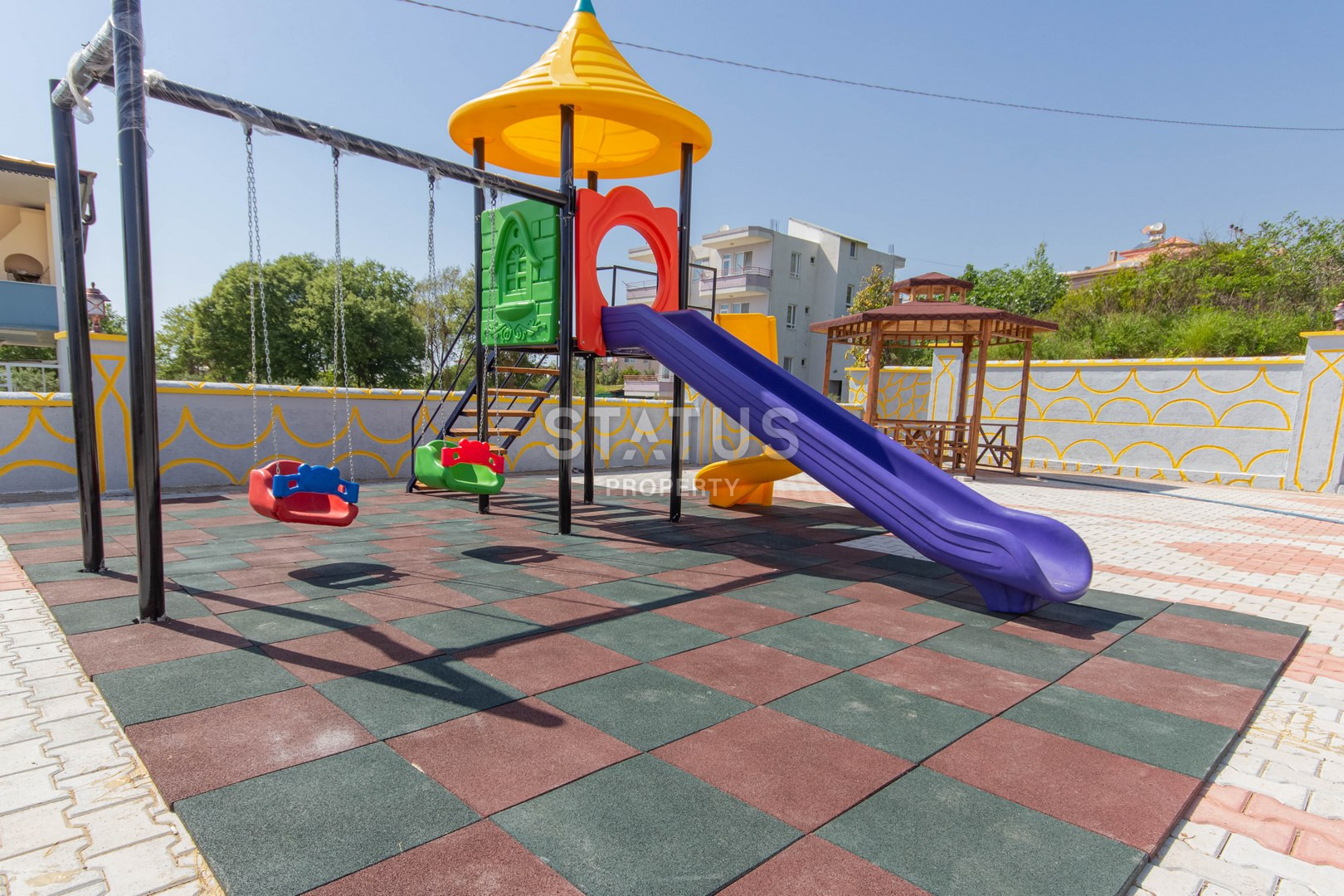 2+1 с отдельной кухней в районе Демирташ в современном комплексе. фото 27