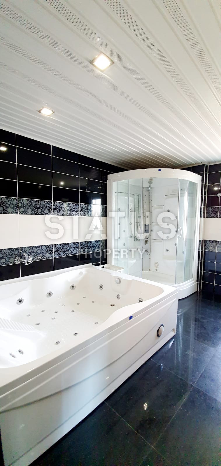 Luxurious villa with panoramic windows and sea views in the Kestel area, 210m2 фото 13