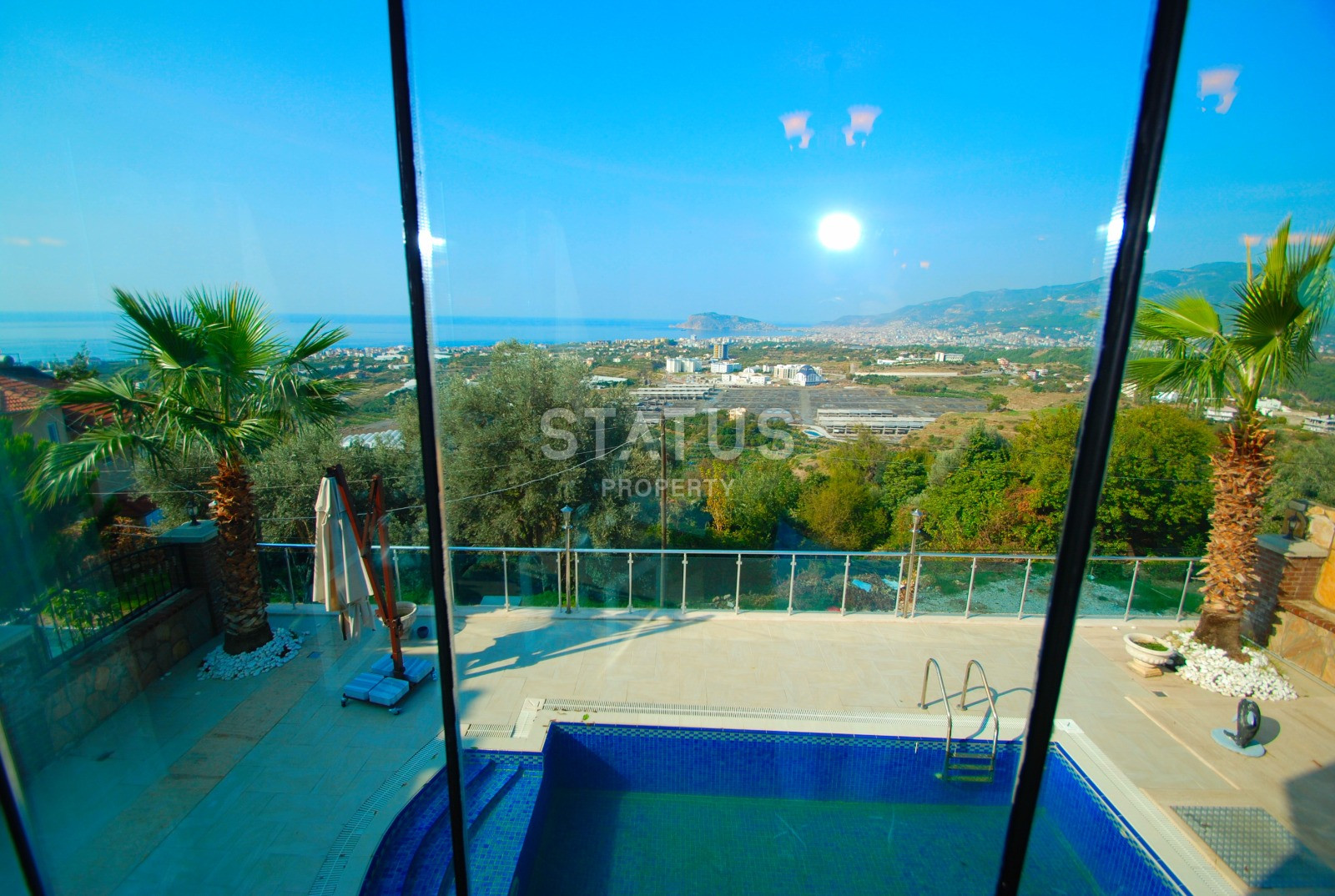 Luxurious villa with panoramic windows and sea views in the Kestel area, 210m2 фото 27