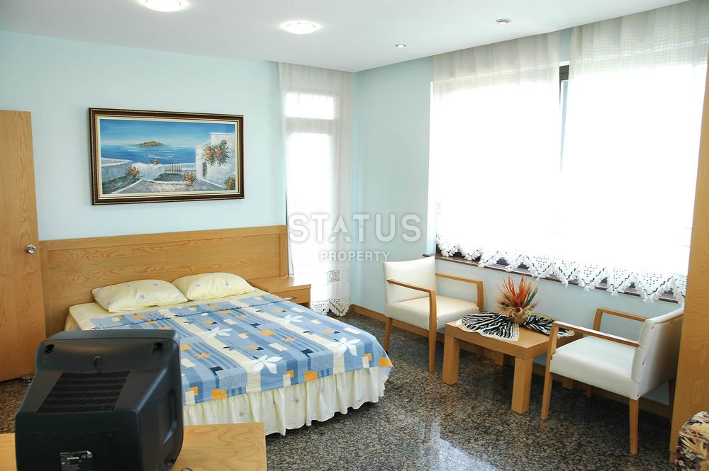 Mansion 8+4 on its own territory in Kestel, 2.400m2 фото 11