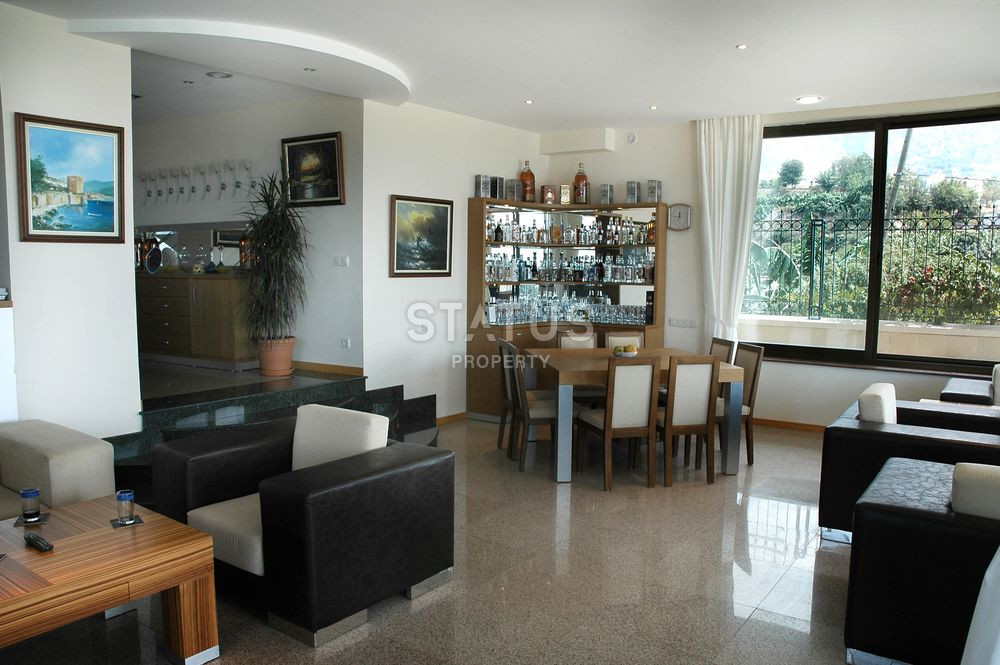 Mansion 8+4 on its own territory in Kestel, 2.400m2 фото 30