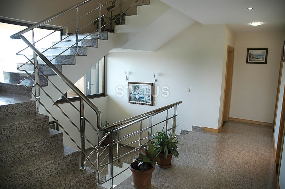 Mansion 8+4 on its own territory in Kestel, 2.400m2 фото 36