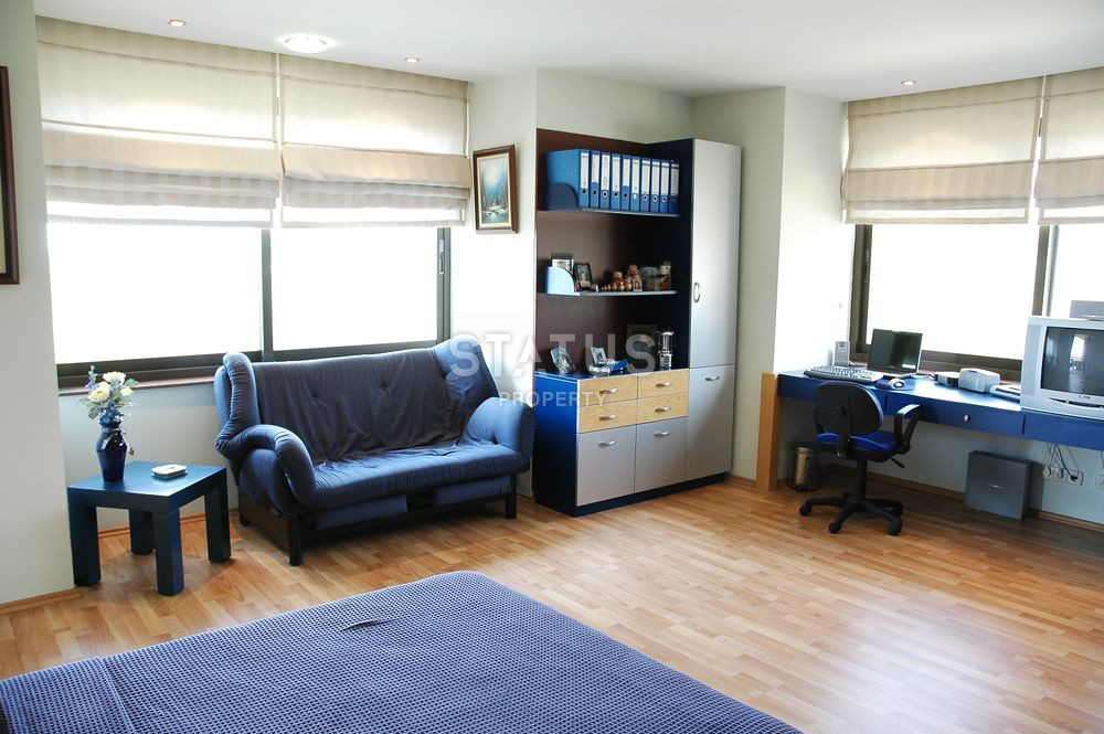 Mansion 8+4 on its own territory in Kestel, 2.400m2 фото 39