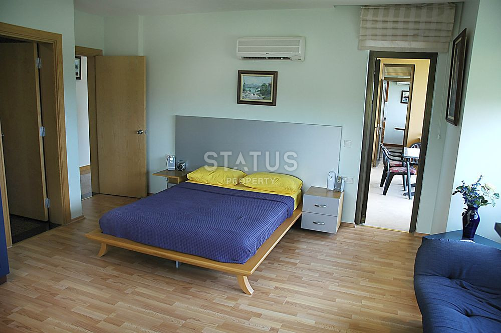 Mansion 8+4 on its own territory in Kestel, 2.400m2 фото 40