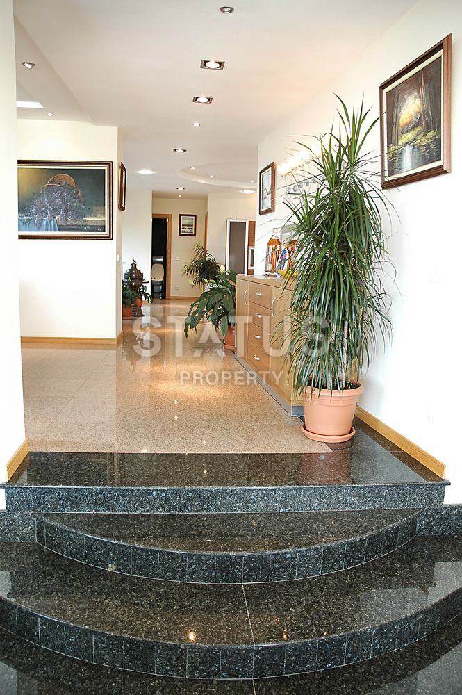 Mansion 8+4 on its own territory in Kestel, 2.400m2 фото 54