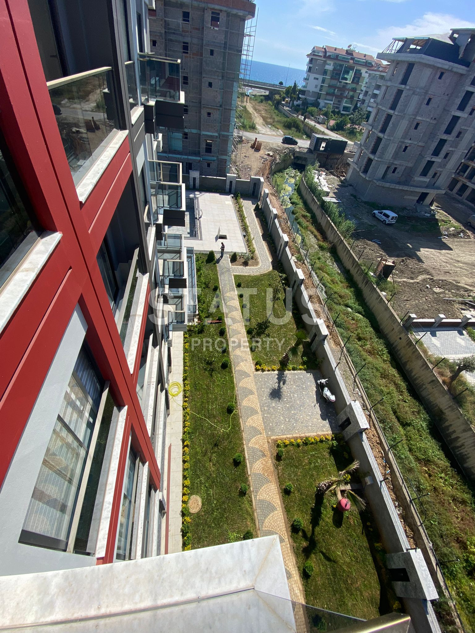 Просторные апартаменты 2+1 у моря в районе Кестель, 100 м2 фото 4