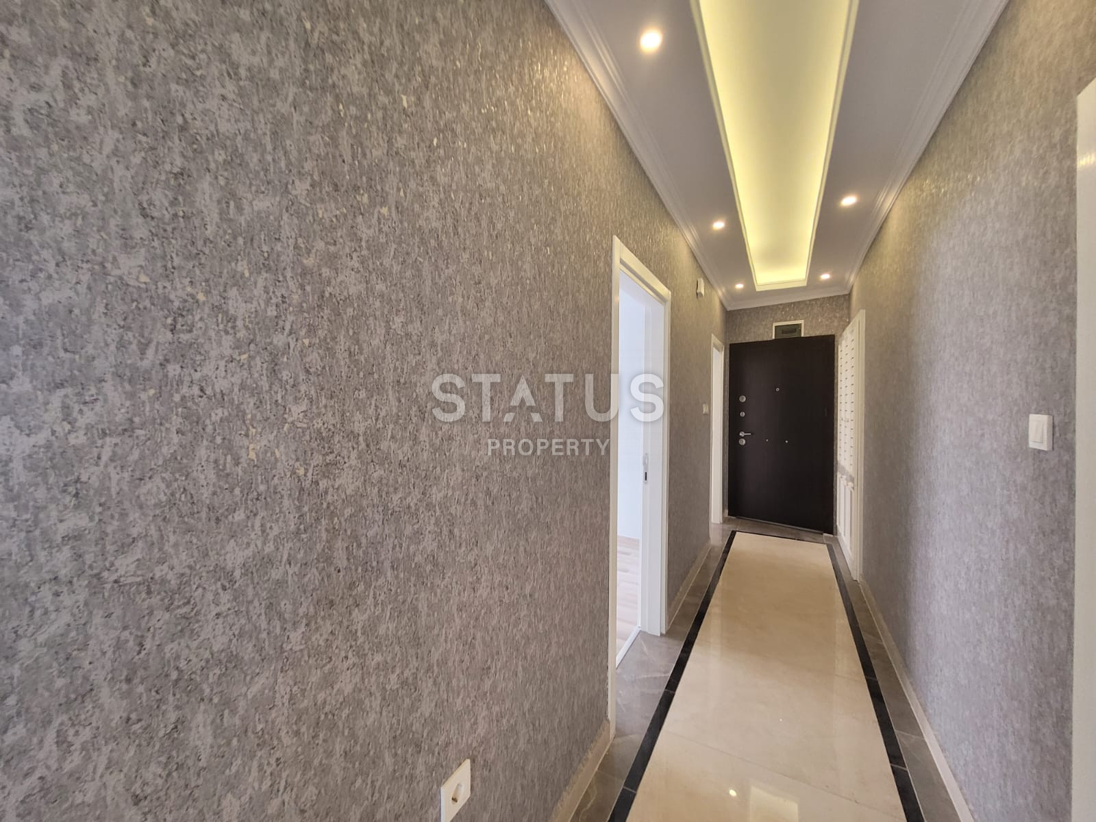 Четырёхкомнатная квартира с отдельной кухней в близи моря в районе ОБА. 150м2 фото 12