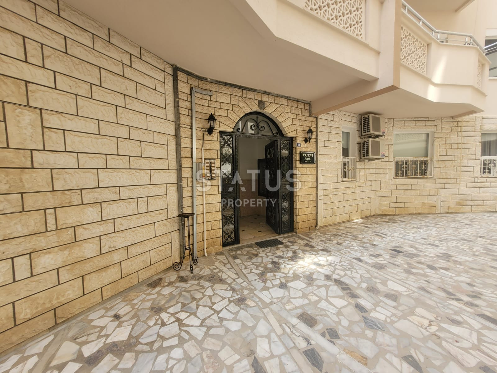 Четырёхкомнатная квартира с отдельной кухней в близи моря в районе ОБА. 150м2 фото 21