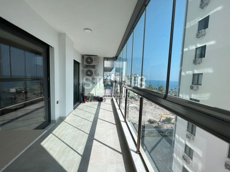 Трёхкомнатная меблированная квартира в комплексе премиум класса в Махмутларе. 85м2 фото 1