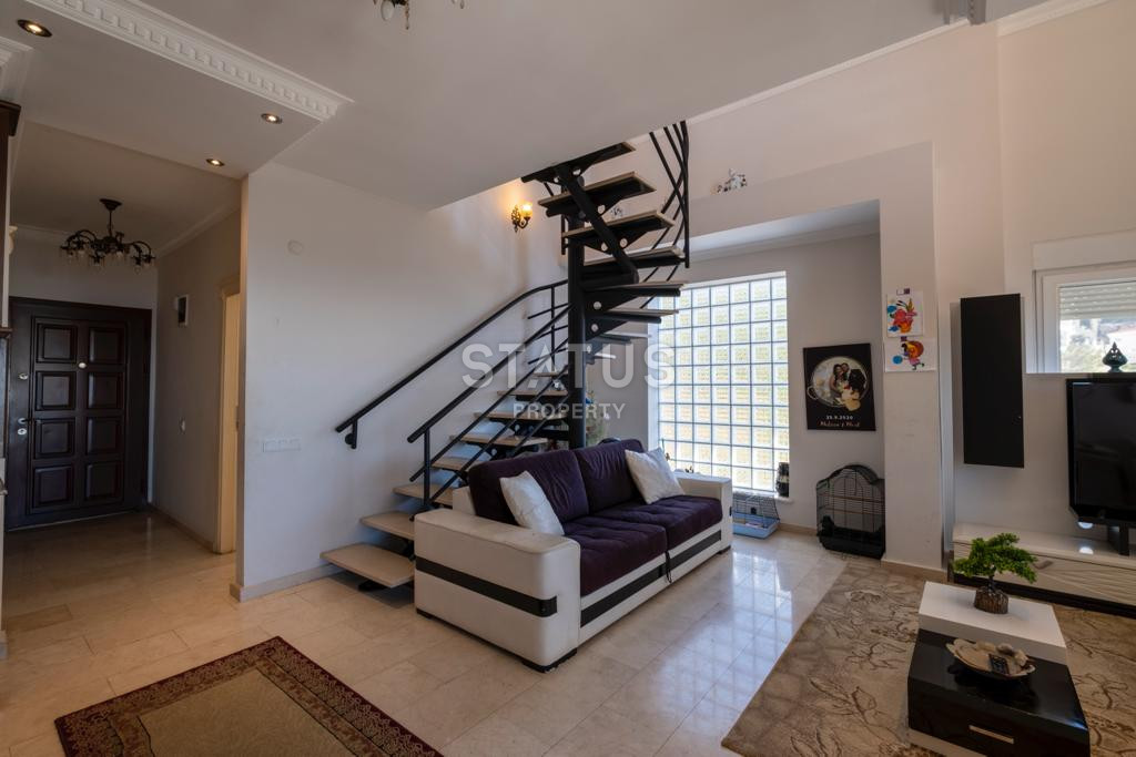 Four-room apartment in the foothills overlooking the sea and the city. 165m2 фото 17