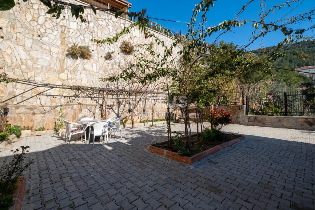 Four-room apartment in the foothills overlooking the sea and the city. 165m2 фото 24