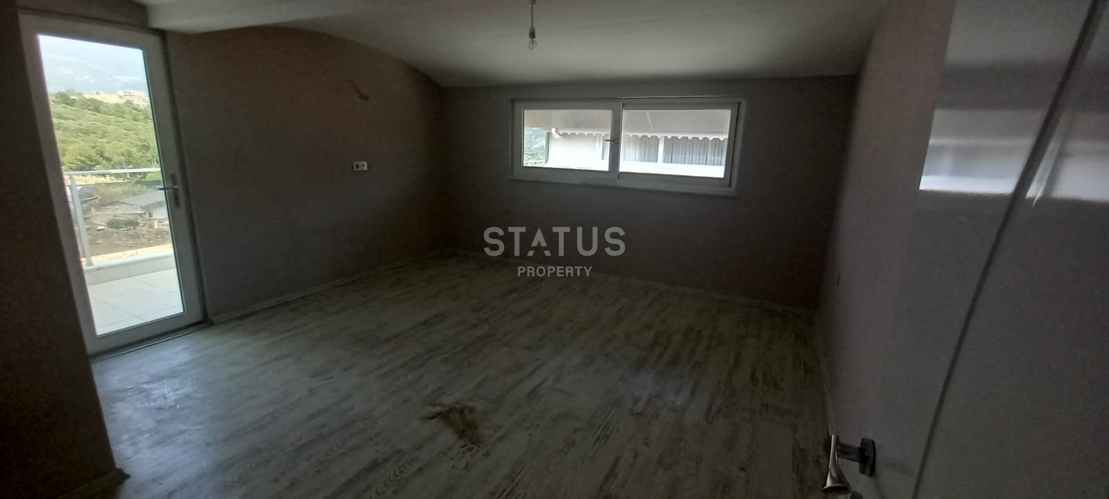 Large apartment with sea view 6+2 in Tosmur 450m2 фото 7