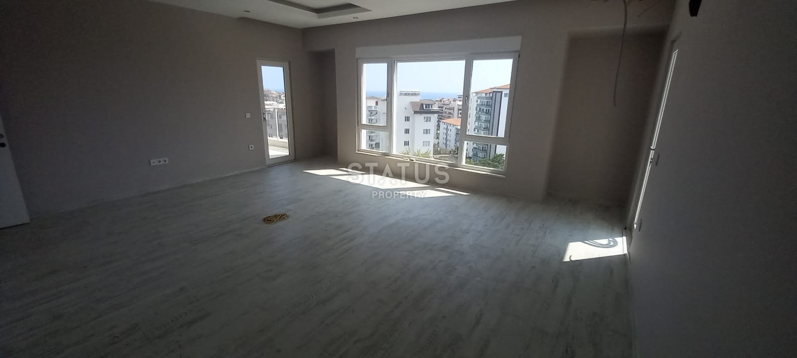 Large apartment with sea view 6+2 in Tosmur 450m2 фото 10