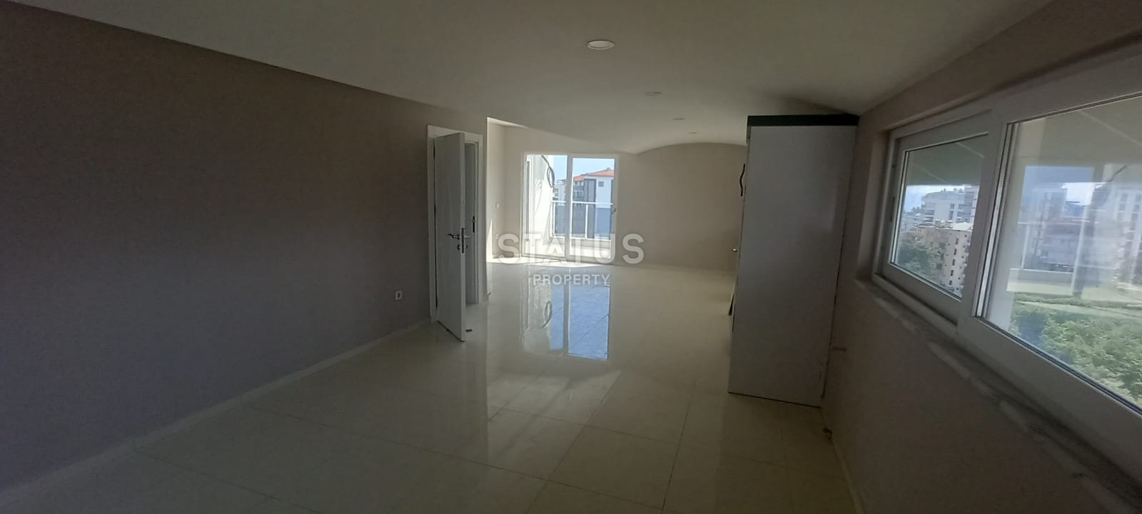 Large apartment with sea view 6+2 in Tosmur 450m2 фото 16