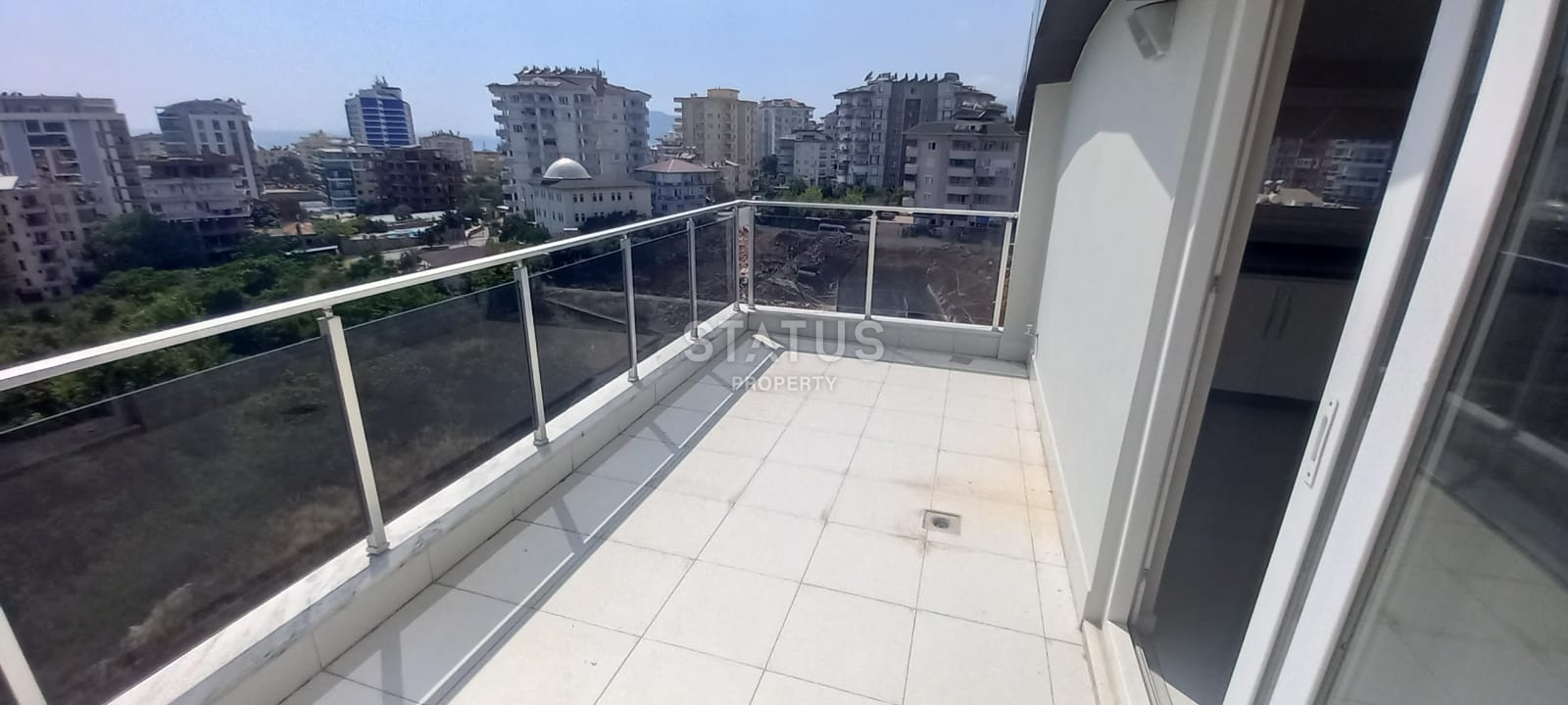 Large apartment with sea view 6+2 in Tosmur 450m2 фото 19