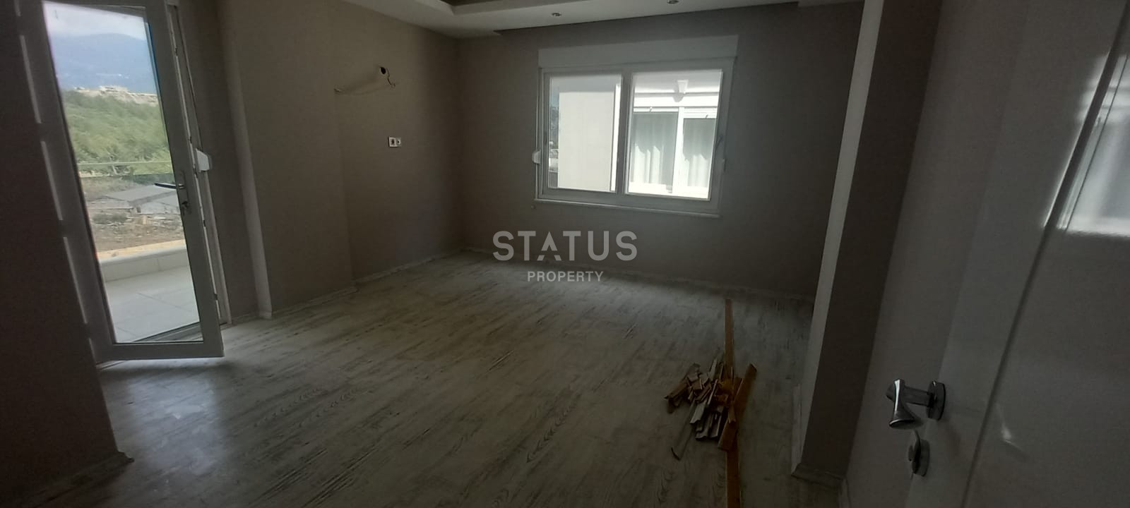 Large apartment with sea view 6+2 in Tosmur 450m2 фото 33