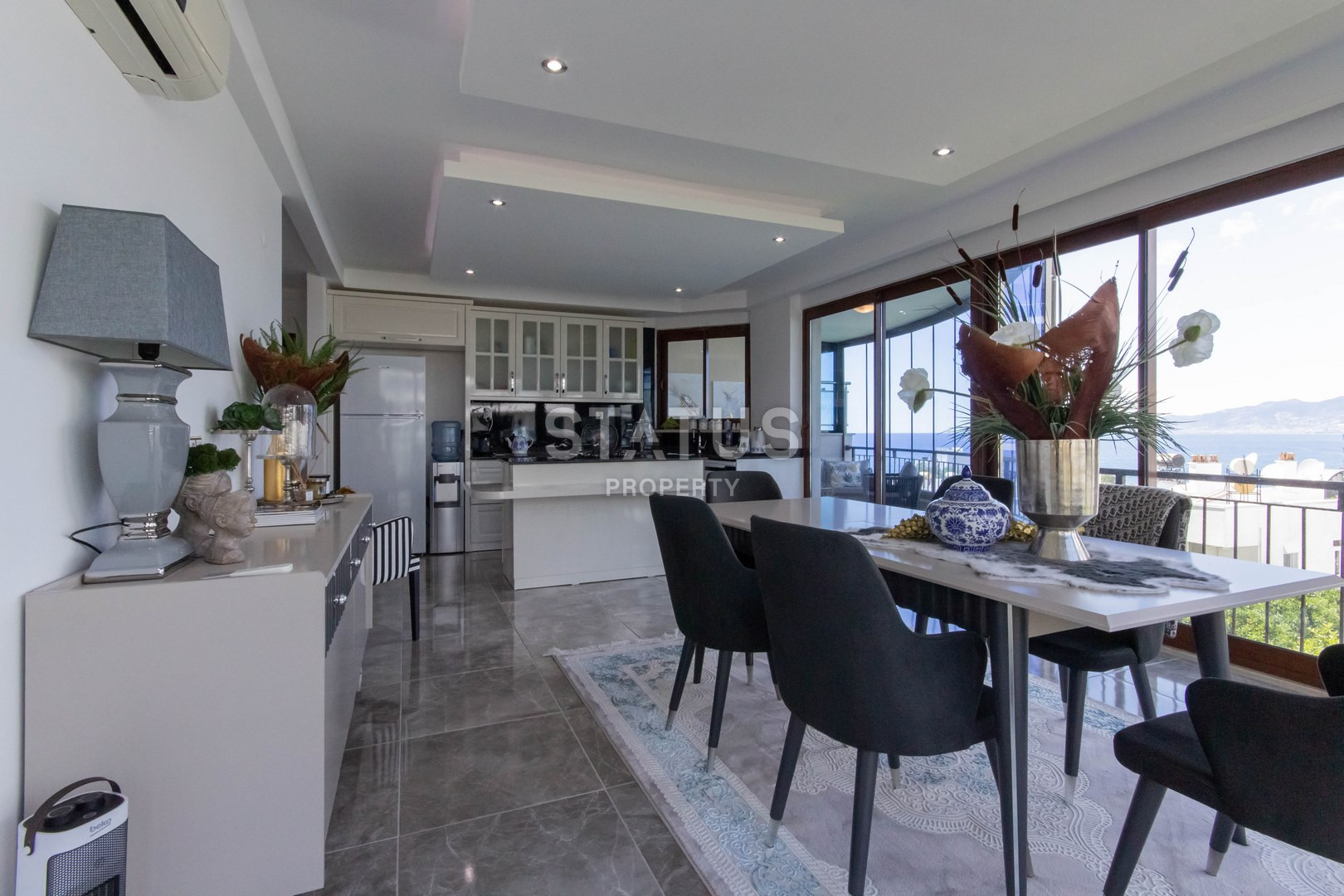 Четырёхкомнатный шикарный дуплекс с садом в Кестеле. 250м2 фото 3