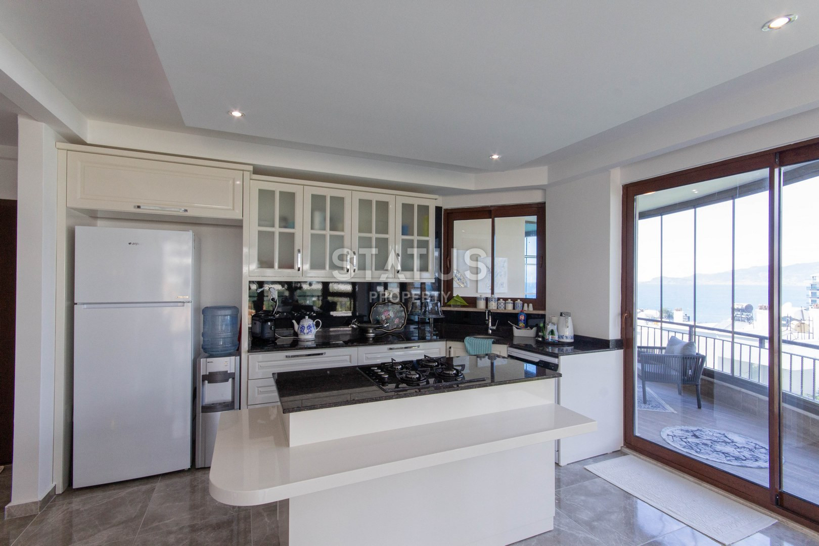 Четырёхкомнатный шикарный дуплекс с садом в Кестеле. 250м2 фото 4