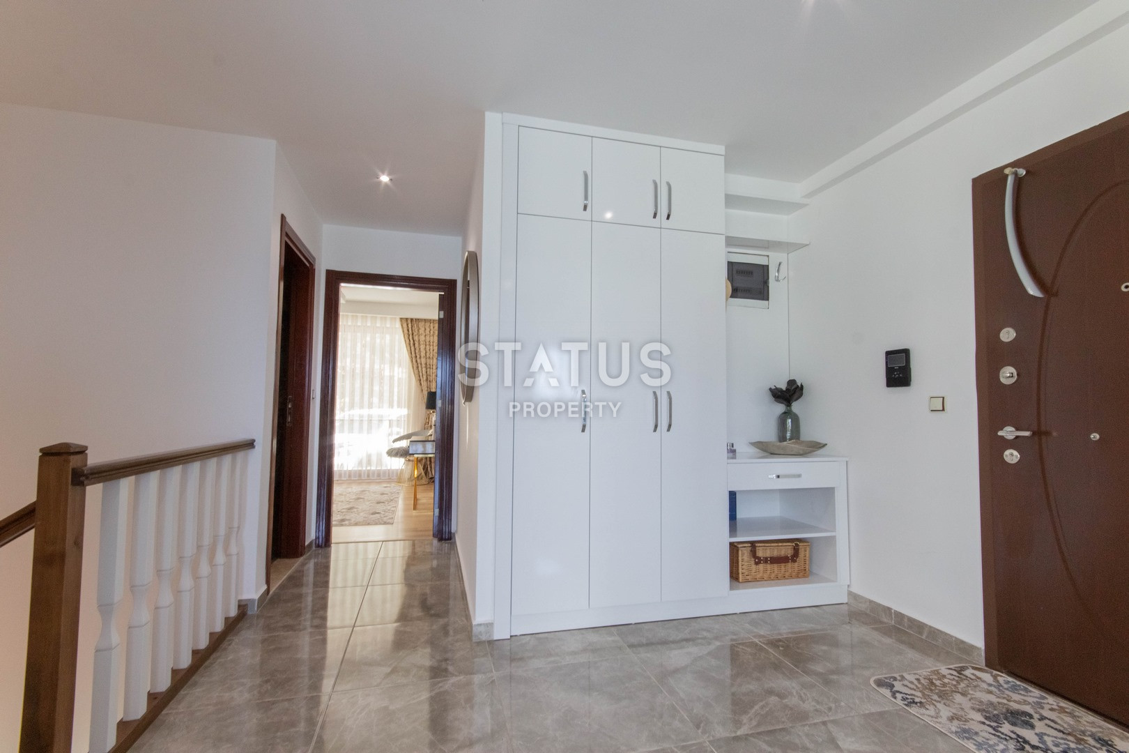 Четырёхкомнатный шикарный дуплекс с садом в Кестеле. 250м2 фото 7