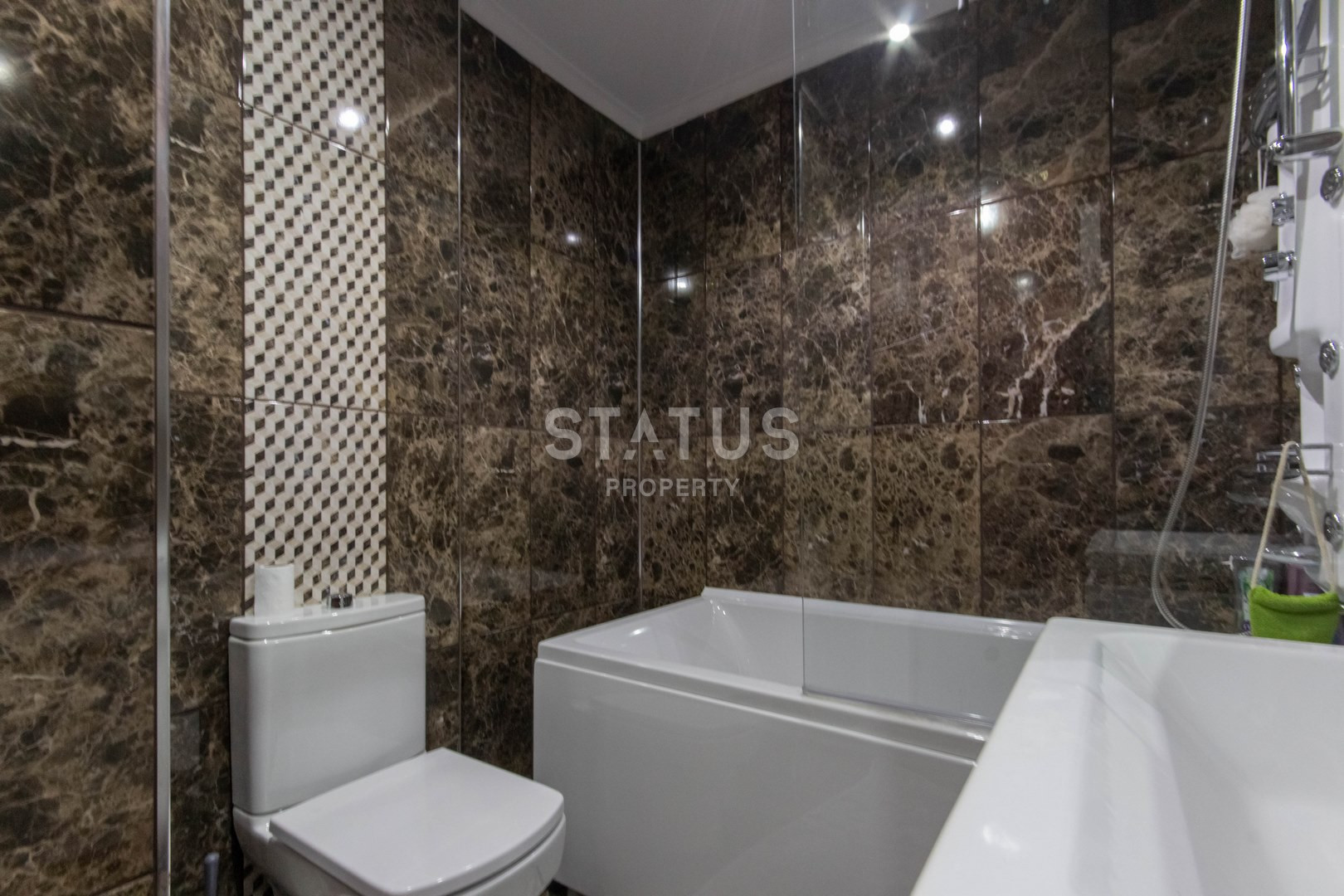 Четырёхкомнатный шикарный дуплекс с садом в Кестеле. 250м2 фото 25