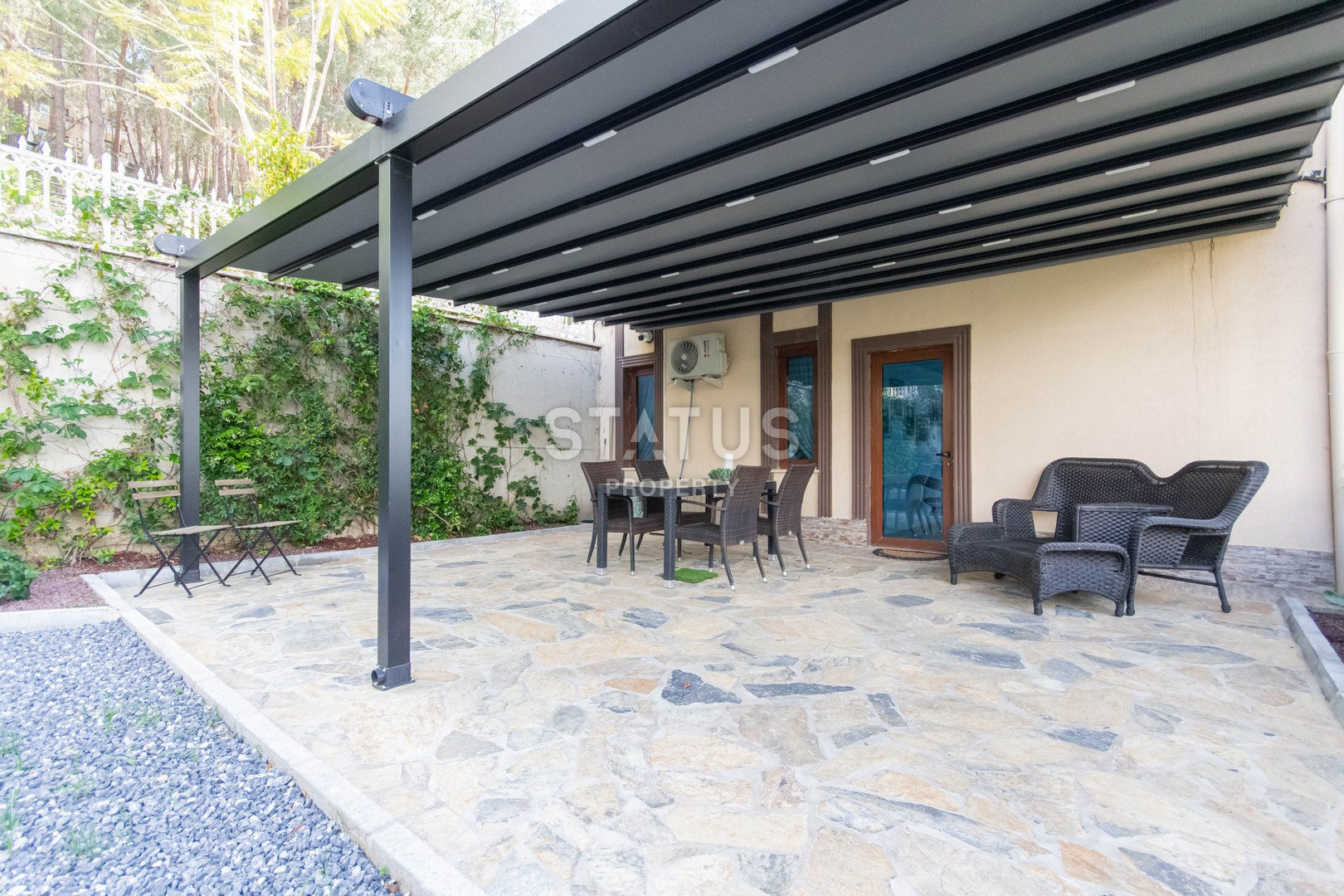 Четырёхкомнатный шикарный дуплекс с садом в Кестеле. 250м2 фото 32