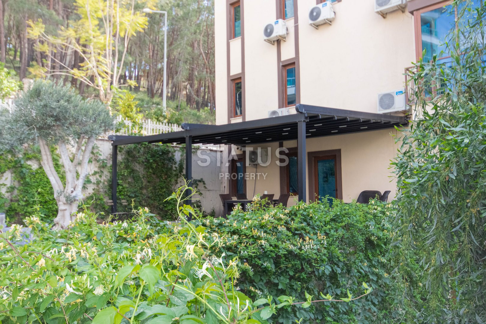 Четырёхкомнатный шикарный дуплекс с садом в Кестеле. 250м2 фото 33