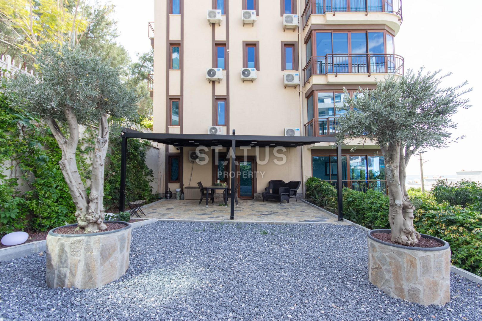 Четырёхкомнатный шикарный дуплекс с садом в Кестеле. 250м2 фото 36