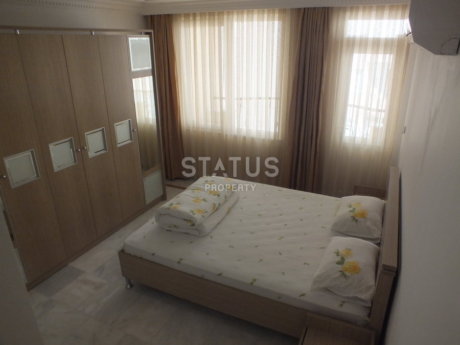 Furnished duplex in OBA just 300m from the sea. 220m2 фото 13