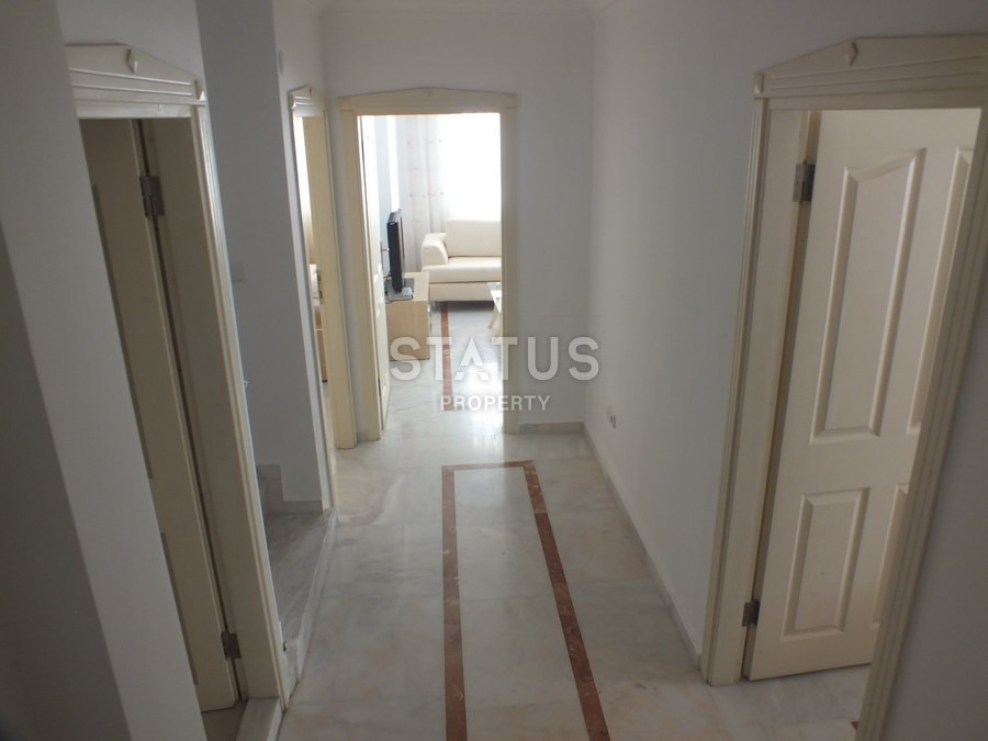 Furnished duplex in OBA just 300m from the sea. 220m2 фото 18