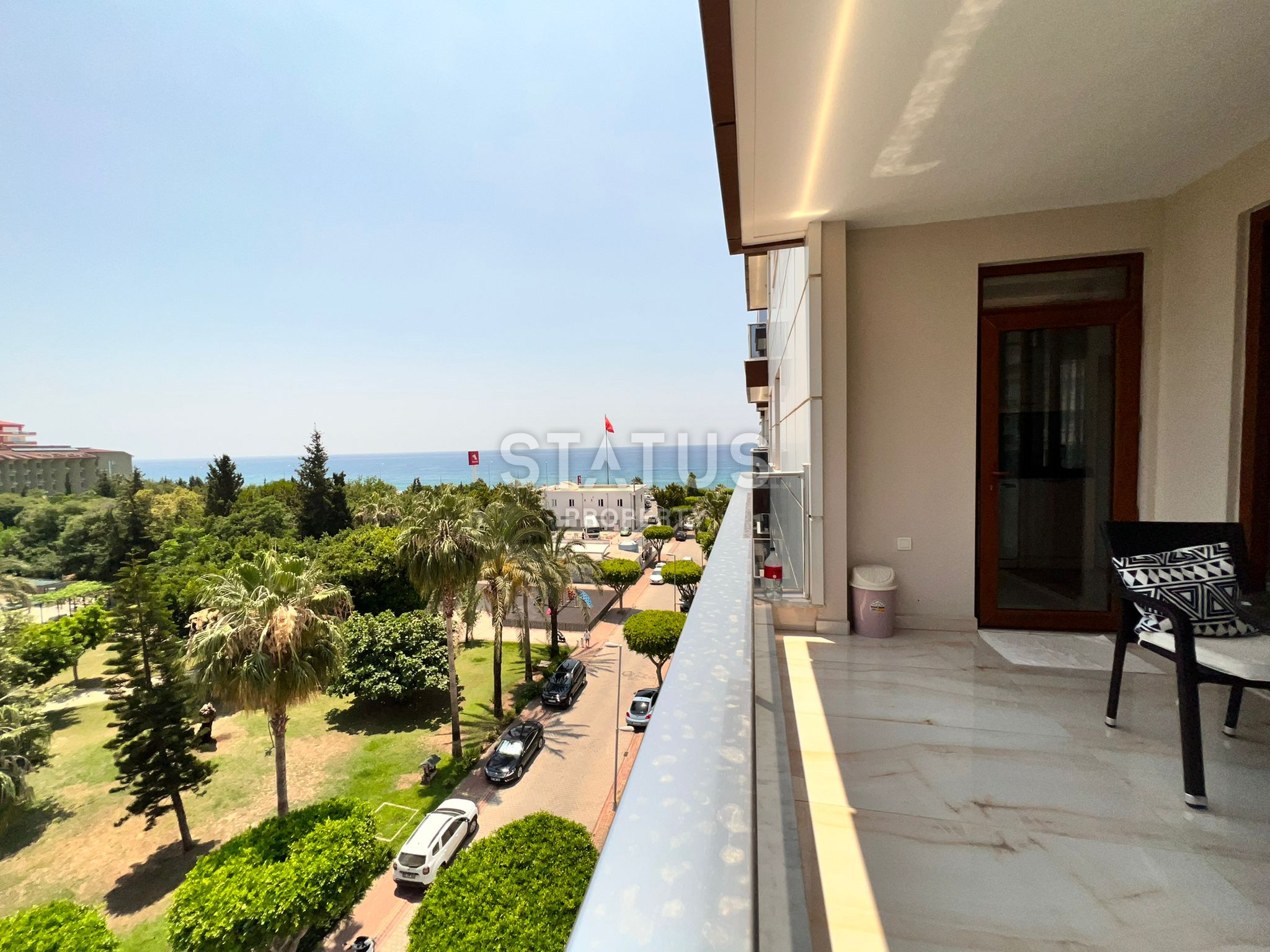 Красивая трёхкомнатная квартира с видом на море в Махмутларе. 135м2 фото 16