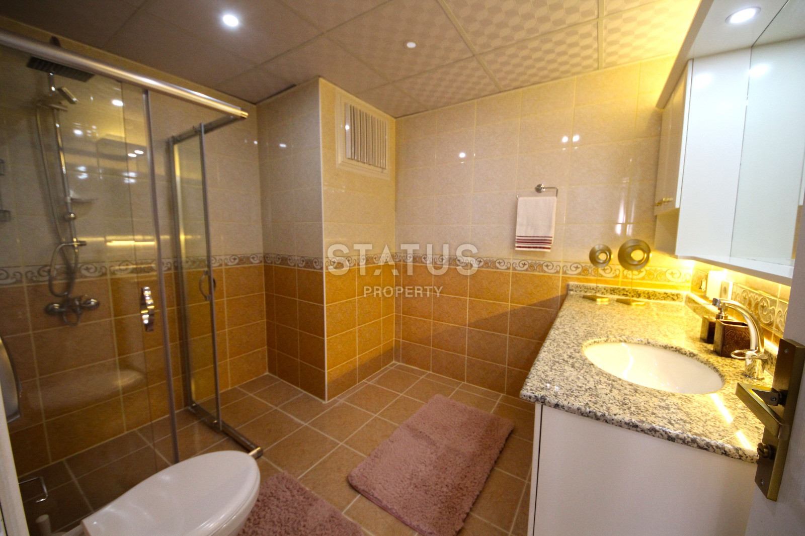 Трёхкомнатная квартира с отдельной кухней в центре Махмутлара. 125м2 фото 5