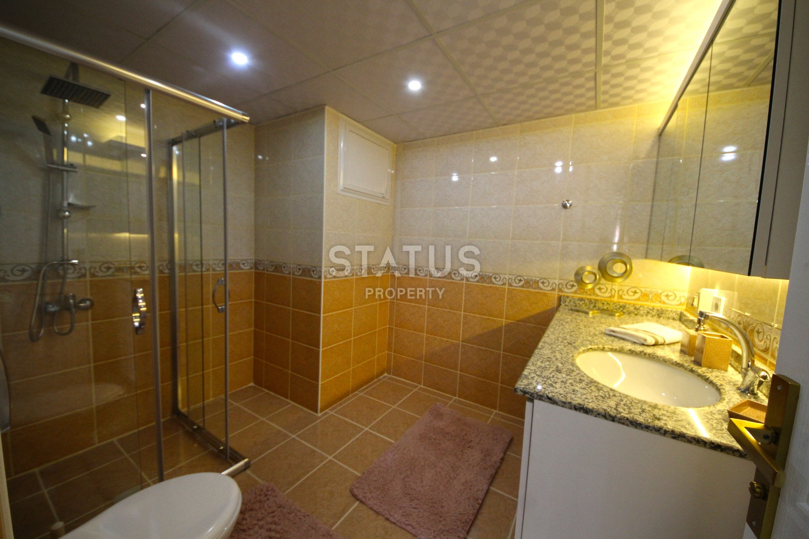 Трёхкомнатная квартира с отдельной кухней в центре Махмутлара. 125м2 фото 9