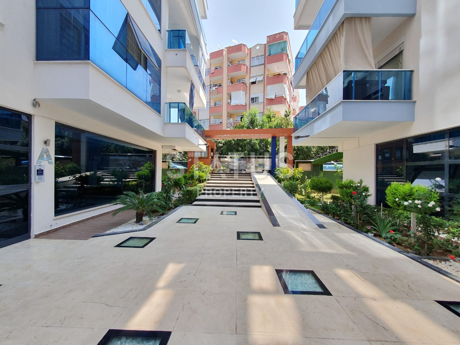 Абсолютно новая квартира в новом комплексе с инфраструктурой, 68 м2 фото 20