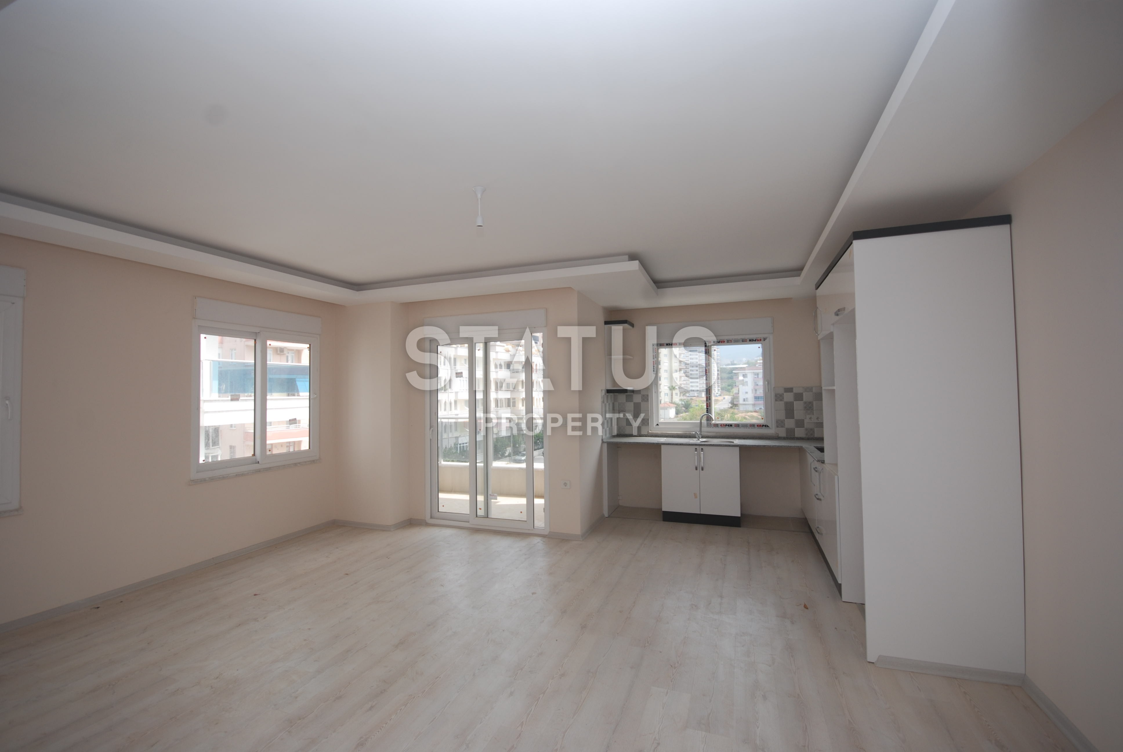 Трехкомнатная квартира с ремонтом по отличной стоимости в новом комплексе, 80 м2. фото 3