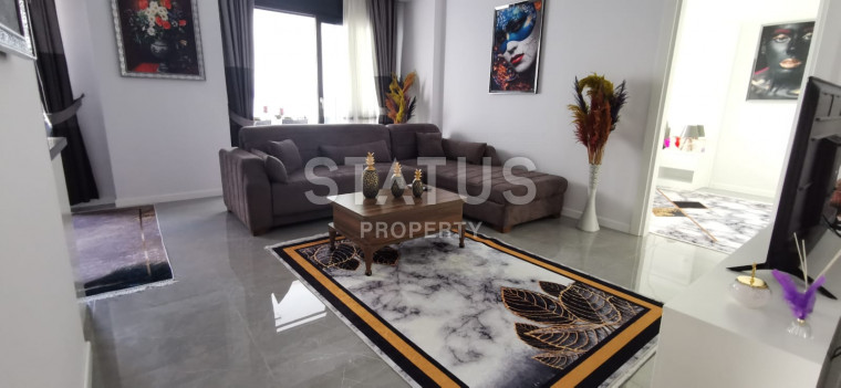 Трёхкомнатная квартира с мебелью и техникой в центре Махмутлара. 120м2 фото 1