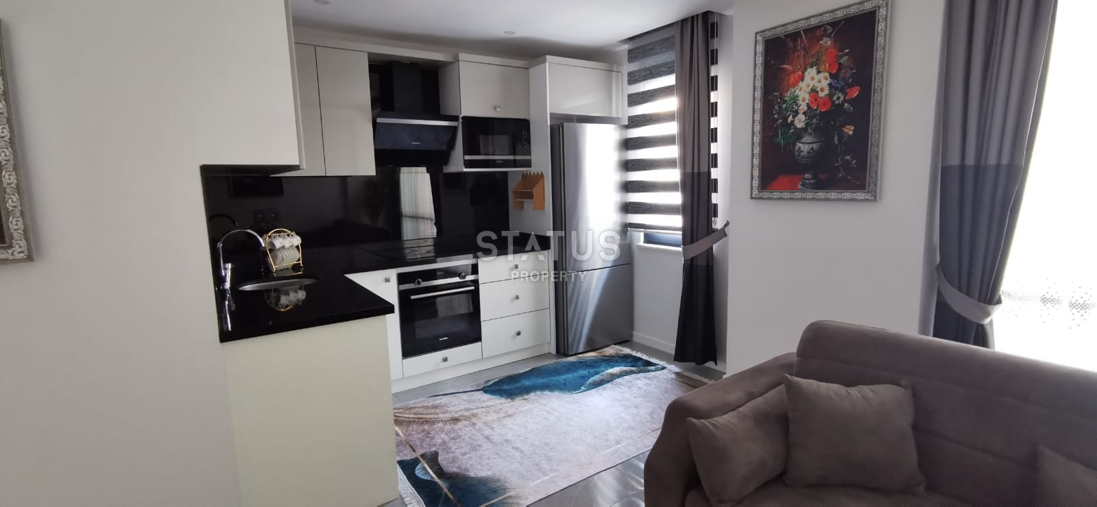 Трёхкомнатная квартира с мебелью и техникой в центре Махмутлара. 120м2 фото 2