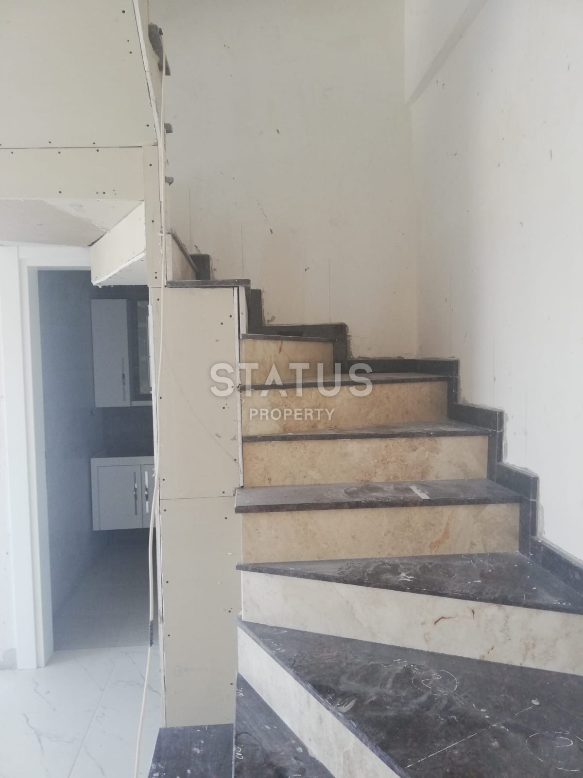 Абсолютно новый пентхаус с видом на море и горы, 95 м2. фото 6